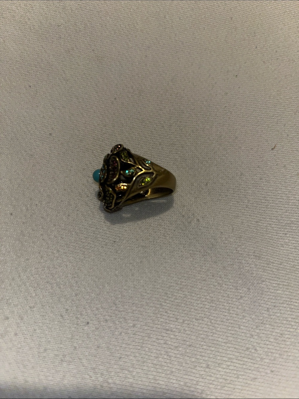 Penny Lane Heidi Daus multi-colored Crystal Flower w/ Turquoise Center Ring - Picture 2 of 7